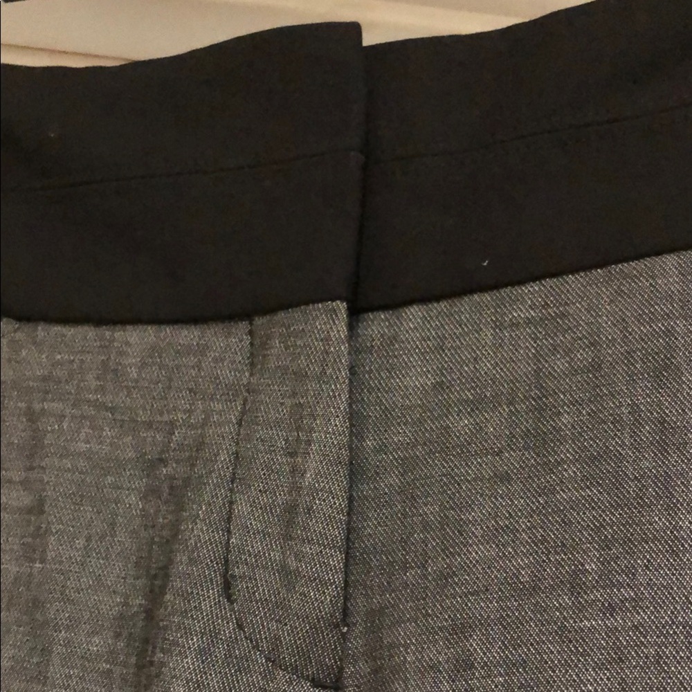 Express Gray Women's Shorts - Picture 4 of 15